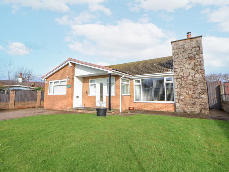 Greenacres, listing photograph 2