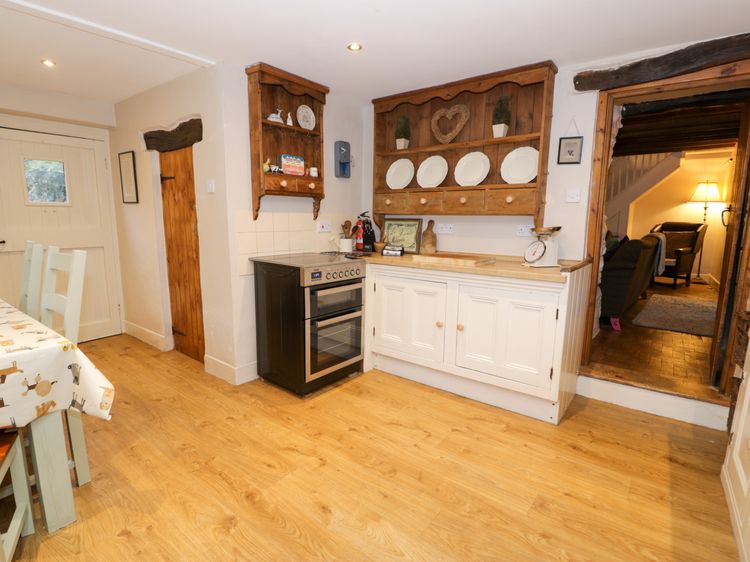 Glandwr Cottage, listing photograph 12