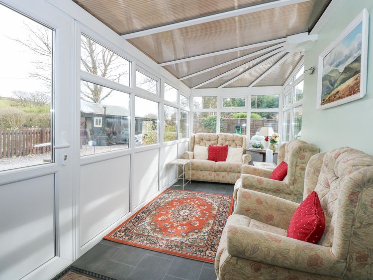 Dalar Cottage, listing photograph 9