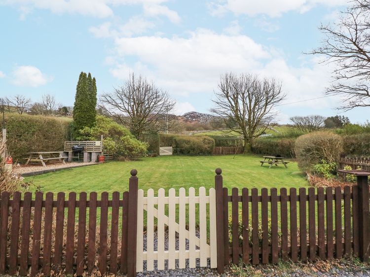 Dalar Cottage, listing photograph 6