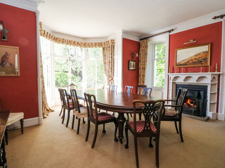 Camisky Lodge, listing photograph 3