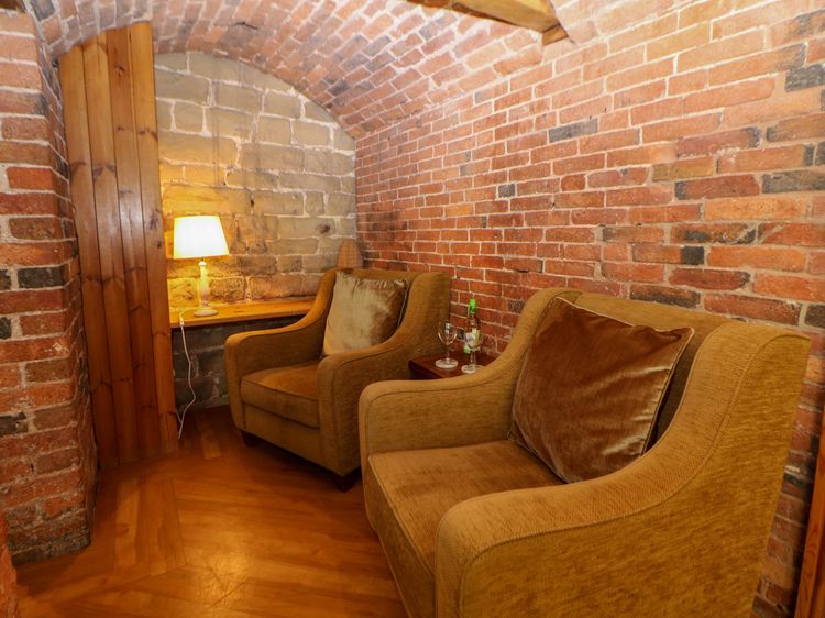 The Granary, listing photograph 7
