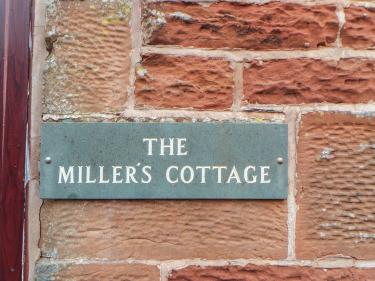 Millers Cottage, listing photograph 3