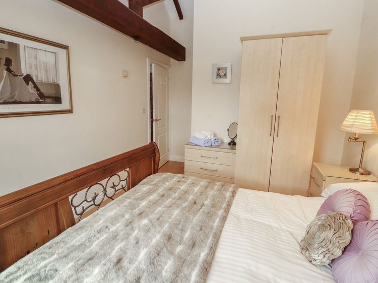 Millers Cottage, listing photograph 9