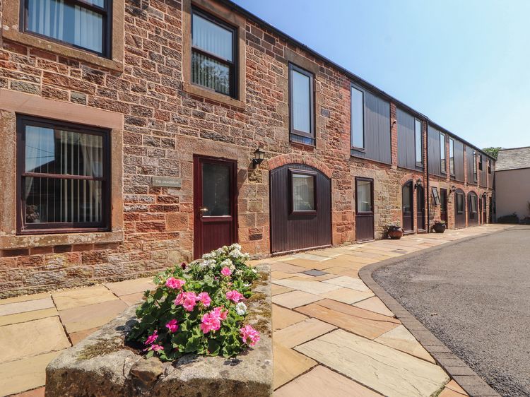 The Coach House, listing photograph 2