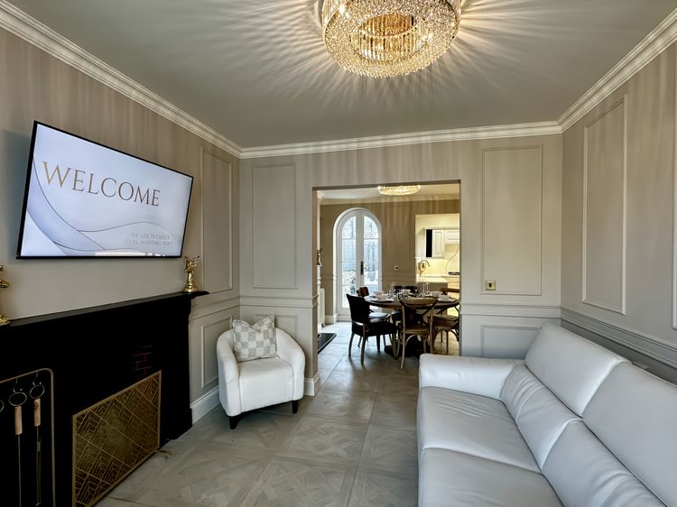 Ivy House, listing photograph 3