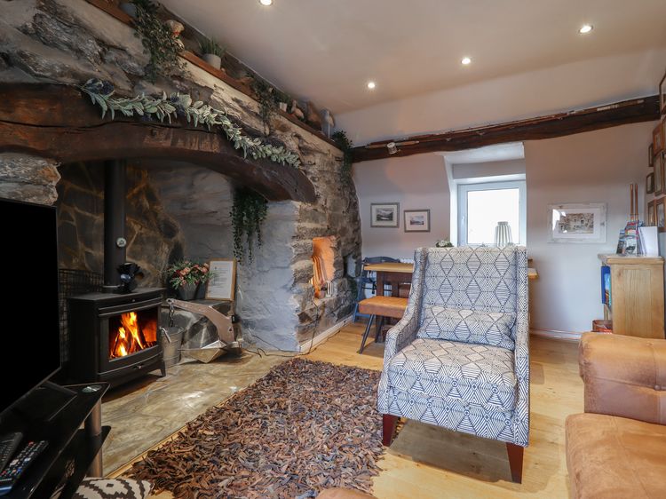 Top Cottage, listing photograph 11