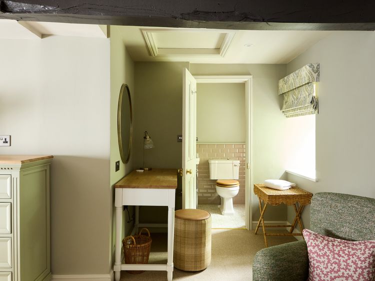 Gardeners Cottage, listing photograph 10