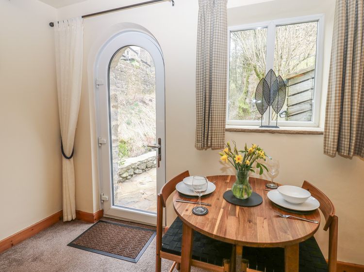 Mill Cottage, listing photograph 2
