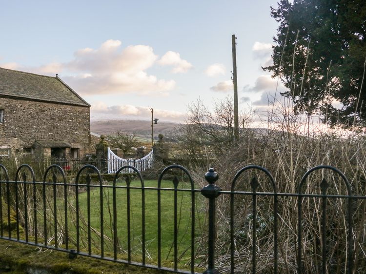 Stable Cottage, listing photograph 3