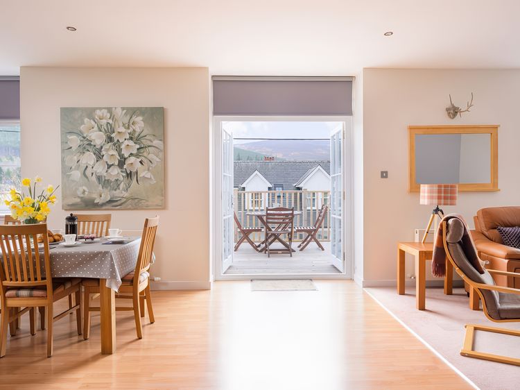 Gairn Apartment, listing photograph 4