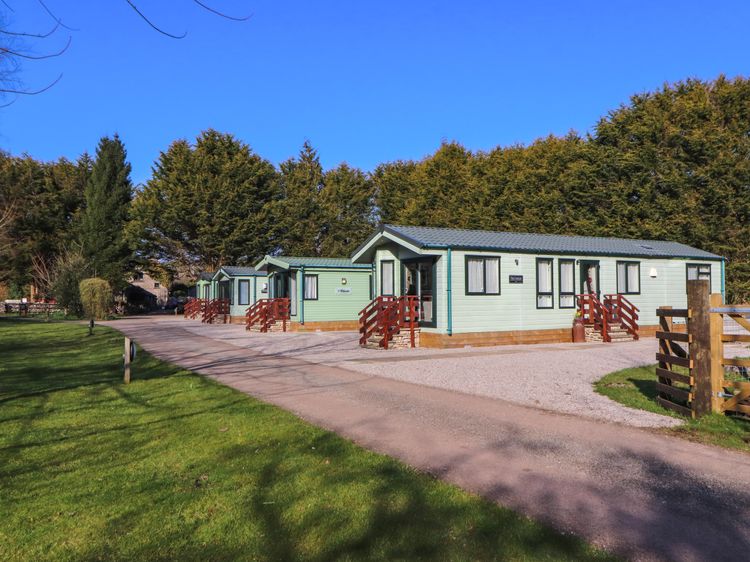 Lodge 3, listing photograph 4