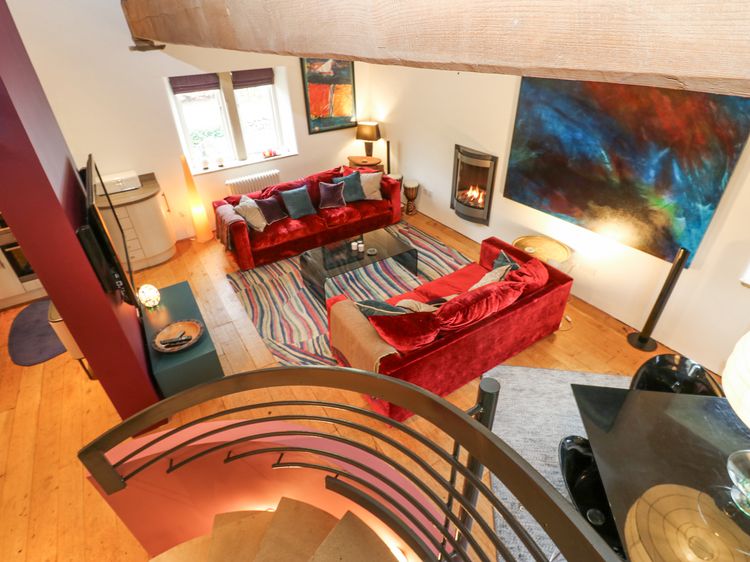 Byre Suite, listing photograph 5