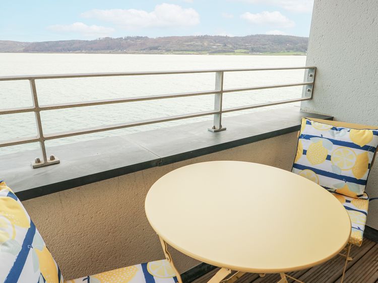 2 The Quay, listing photograph 4