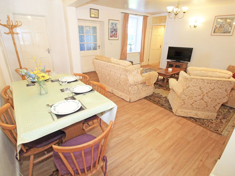 Garden Flat, listing photograph 8