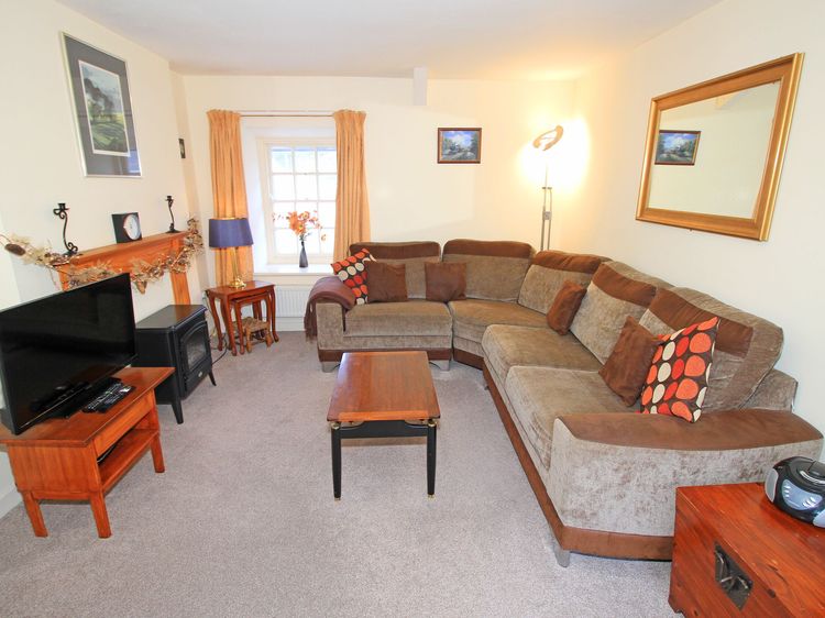 Treetops Flat, listing photograph 6