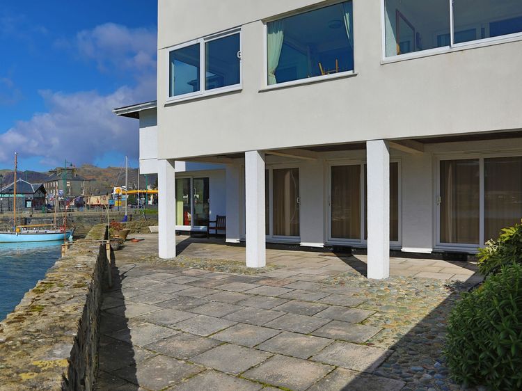 Glaslyn Harbour Views, listing photograph 2