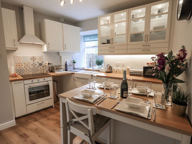 Olive Cottage, listing photograph 7