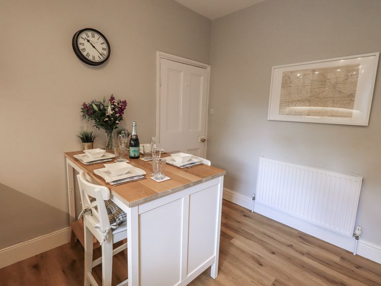 Olive Cottage, listing photograph 8
