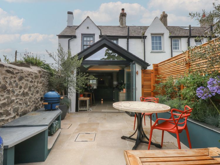 Hilltop Cottage