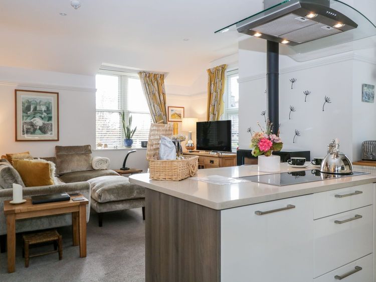 The Bolt Hole, listing photograph 5