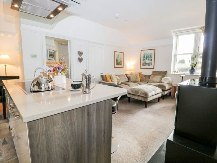 The Bolt Hole, listing photograph 10