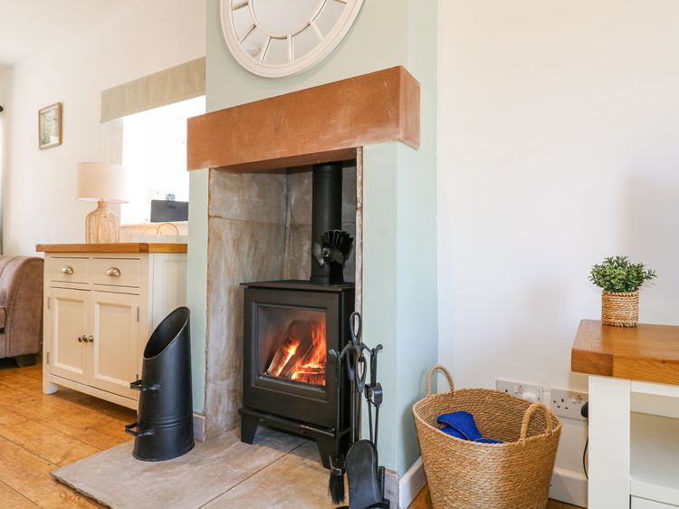 The Old Parlour, listing photograph 9