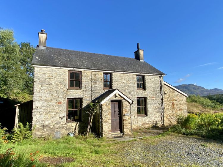 Cae'n Y Coed Cottage, listing photograph 3
