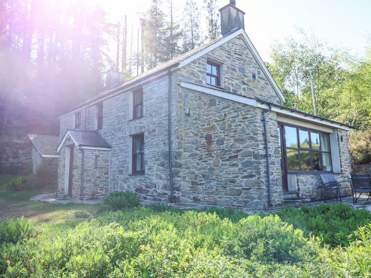 Cae'n Y Coed Cottage, listing photograph 5
