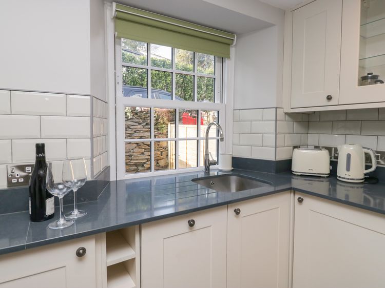 Dove Cottage, listing photograph 11