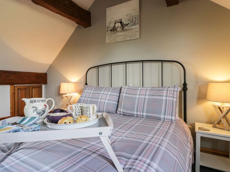 Cyffdy Cottage - Aran, listing photograph 9