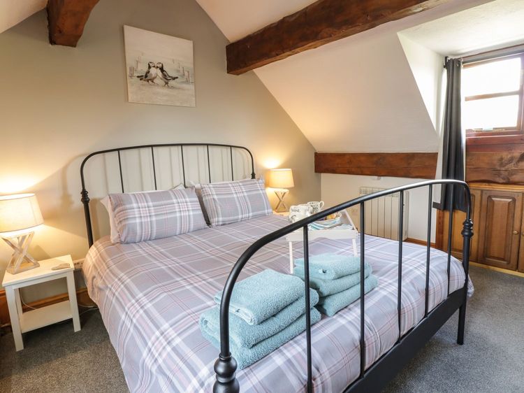 Cyffdy Cottage - Aran, listing photograph 10