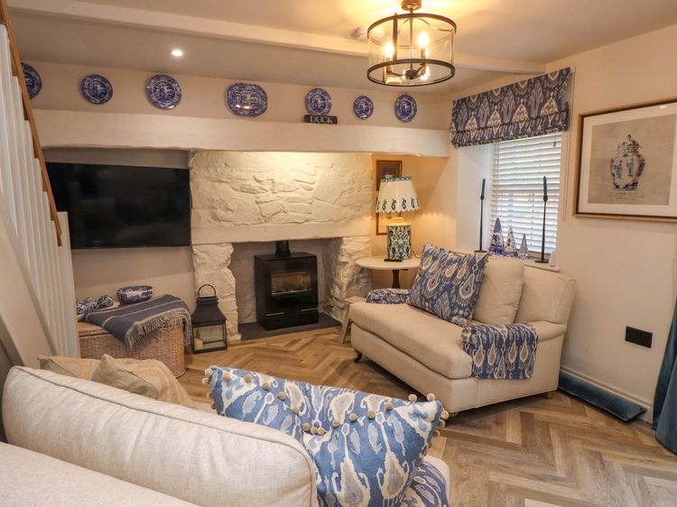 6 Rose Cottage, listing photograph 3