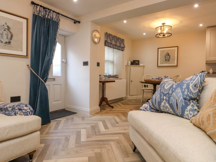 6 Rose Cottage, listing photograph 4
