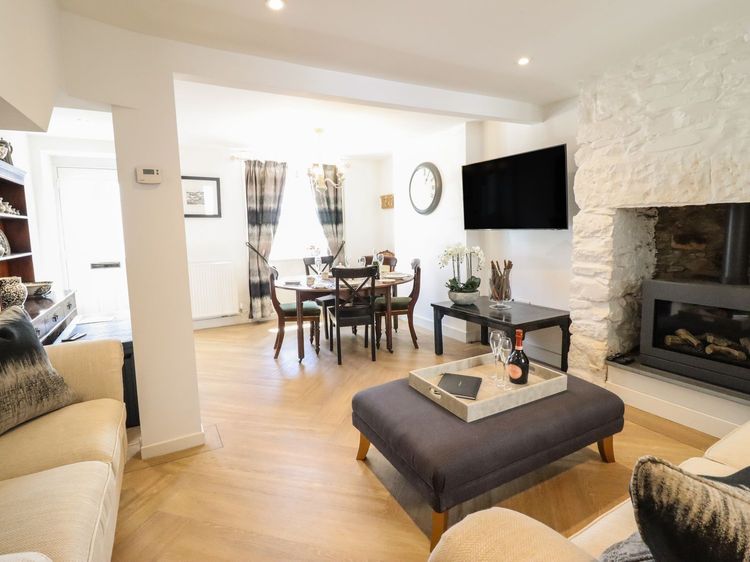 3 Rosemary Lane, listing photograph 4