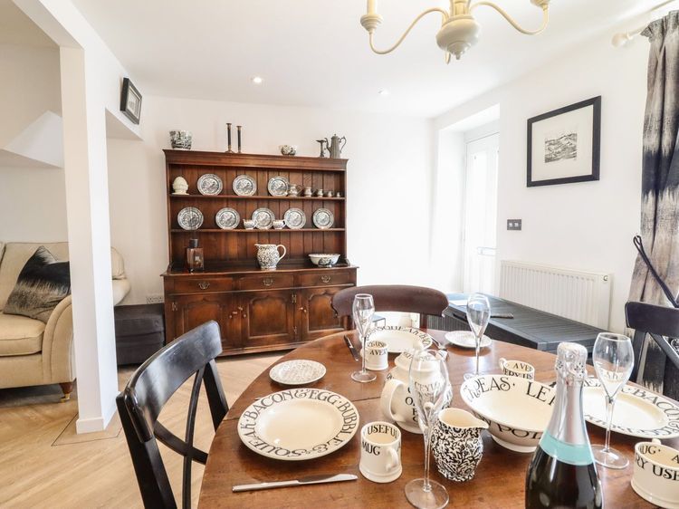 3 Rosemary Lane, listing photograph 7