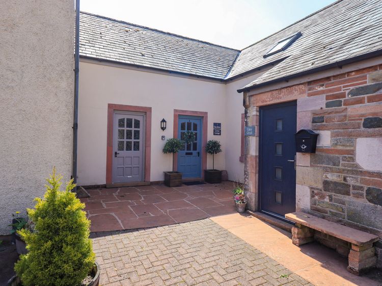 Corner Cottage, listing photograph 2