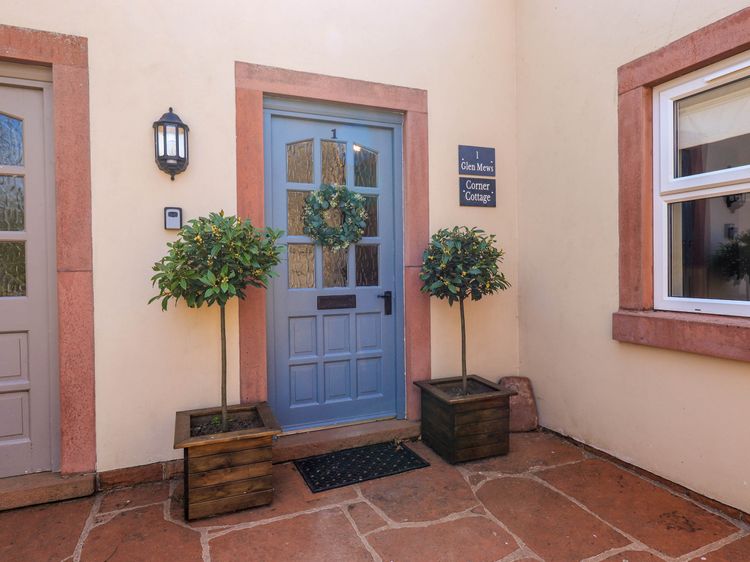 Corner Cottage, listing photograph 3