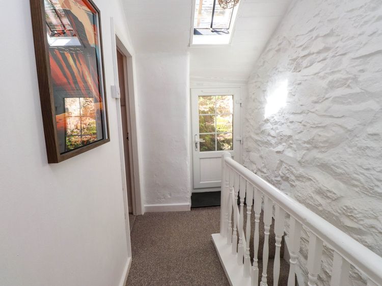 4 Old Tanrhiw, listing photograph 10