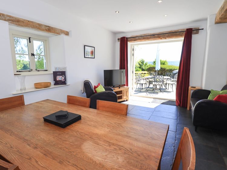 Great Hartbarrow Farm Cottage, listing photograph 12