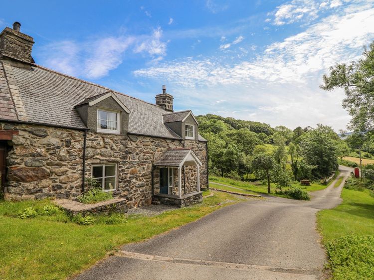 Ty Glan Yr Afon, listing photograph 2
