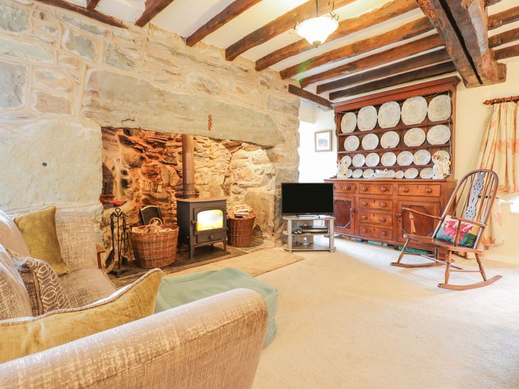 Ty Glan Yr Afon, listing photograph 4