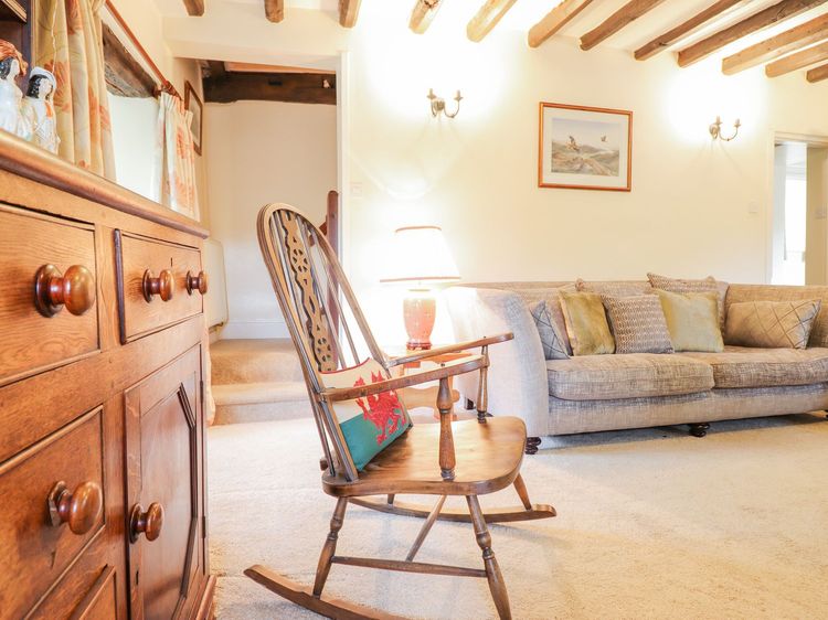 Ty Glan Yr Afon, listing photograph 8