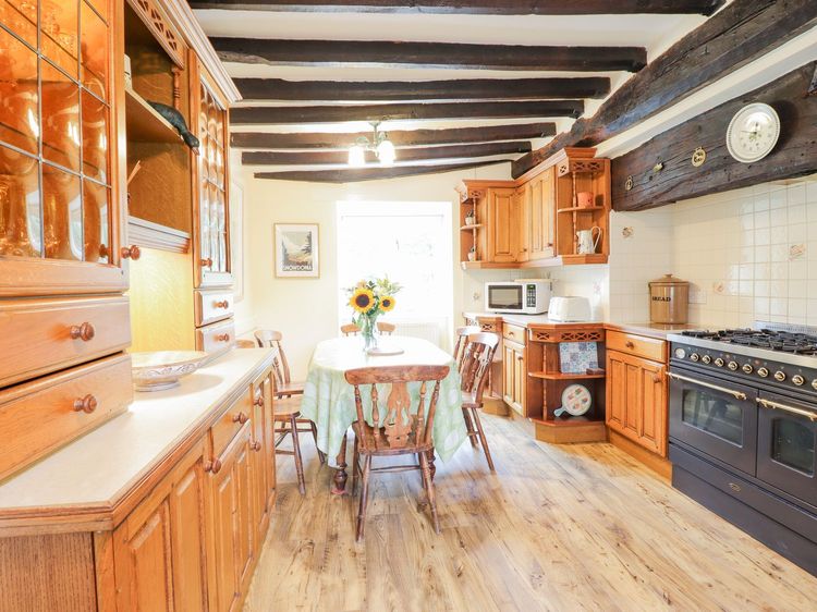 Ty Glan Yr Afon, listing photograph 9