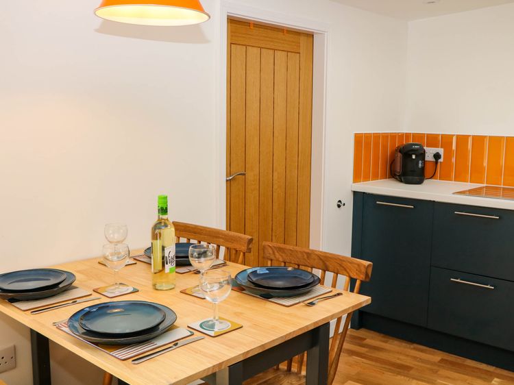 Yew Tree Cottage, listing photograph 7