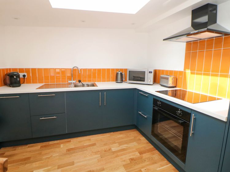 Yew Tree Cottage, listing photograph 10