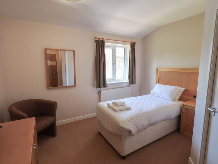 Jubilee Ground-floor Single Bedroom