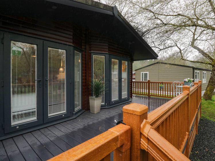 Robin's Lodge, listing photograph 8