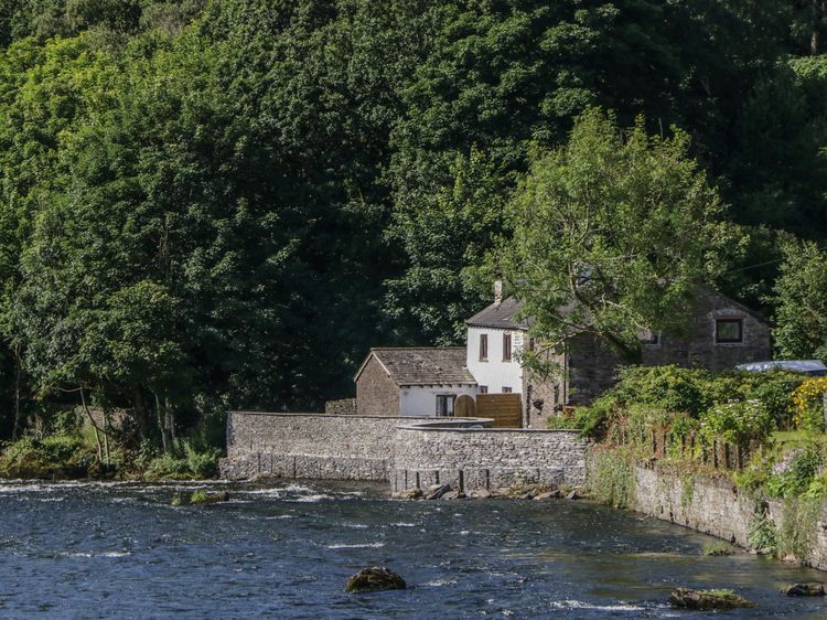 Old Post Office Cottage, listing photograph 2