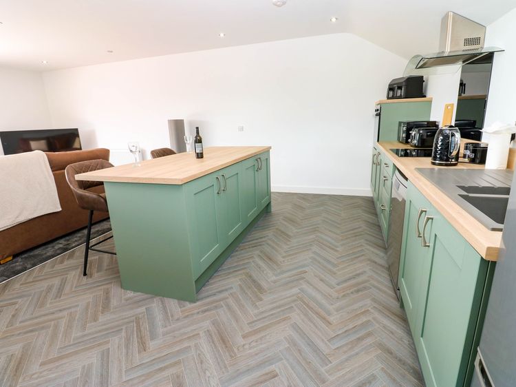 Silver Birch Cottage, listing photograph 12